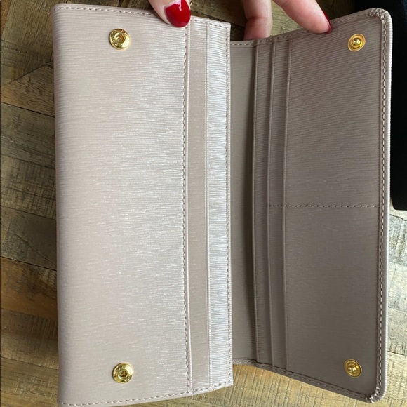 Prada Vitello Move Continental Flap Wallet Cammeo - Picture 4 of 8